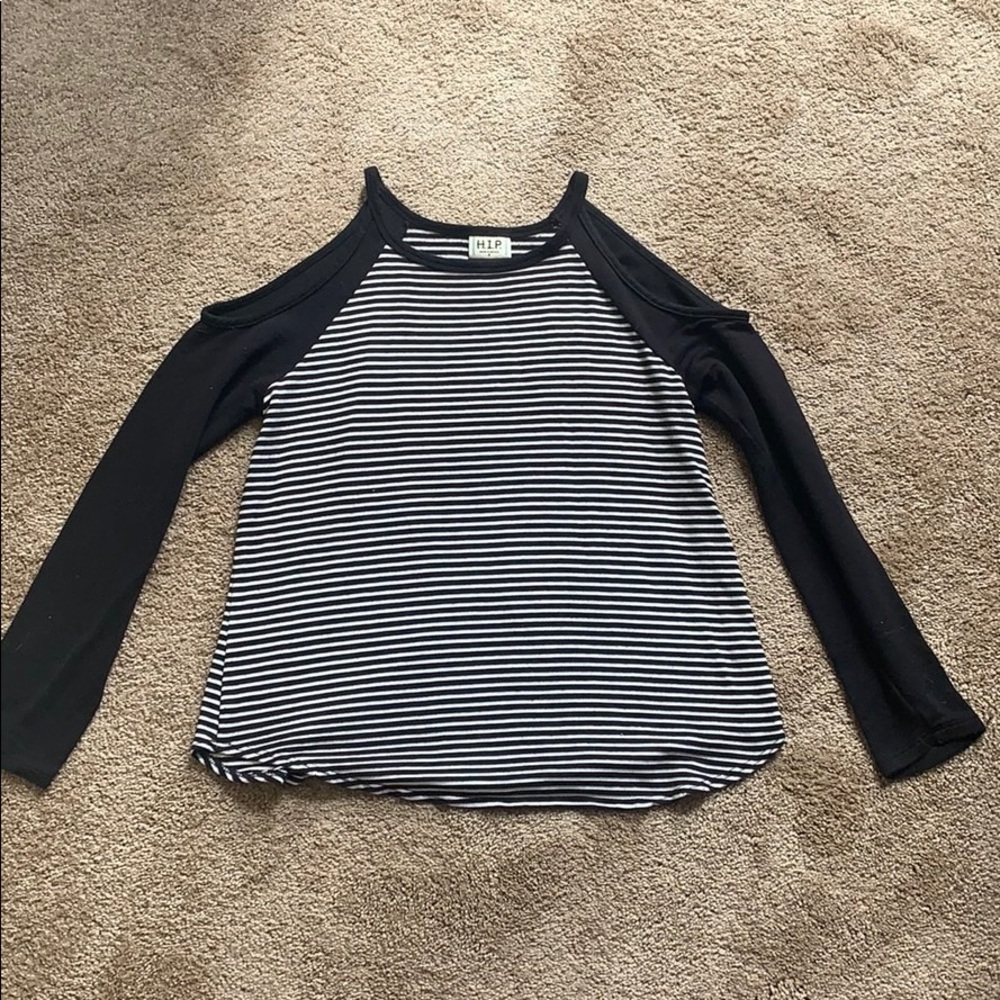 Black and white long sleeve shirt